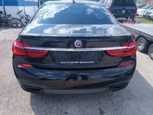 BMW 730 Baureihe 7 Lim 730 d xDrive - Bild 6