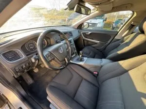 Volvo V60 Kombi Kinetic - Bild 10